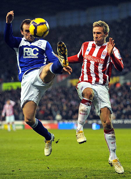 力而闻名 力而闻名